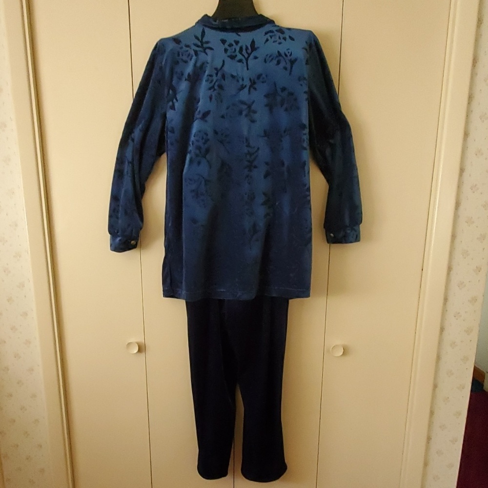Pant set - Picture 2 of 3